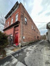 165 Ulster Ave in Saugerties, NY - Building Photo - Building Photo