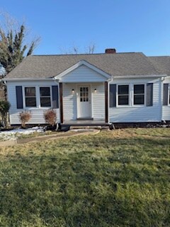 2450 Brights Pike in Morristown, TN - Foto de edificio