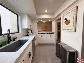 1224 S Saltair Ave in Los Angeles, CA - Building Photo - Building Photo