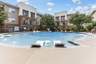 Lantower Legacy Lakes in Lewisville, TX - Building Photo - Building Photo