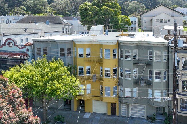 1333 Page St in San Francisco, CA - Foto de edificio - Building Photo