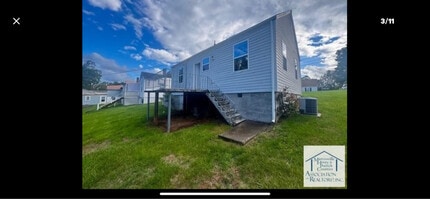 1611 Rivermont Hts Rd in Martinsville, VA - Building Photo - Building Photo