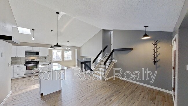 4325 Allesandro Dr in Colorado Springs, CO - Foto de edificio - Building Photo
