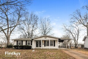 2064 Aristocrat Dr in Florissant, MO - Building Photo