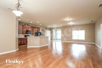 5658 Forest Ridge Dr in Winter Haven, FL - Foto de edificio - Building Photo