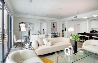 2955 Bird Ave in Miami, FL - Building Photo - Building Photo