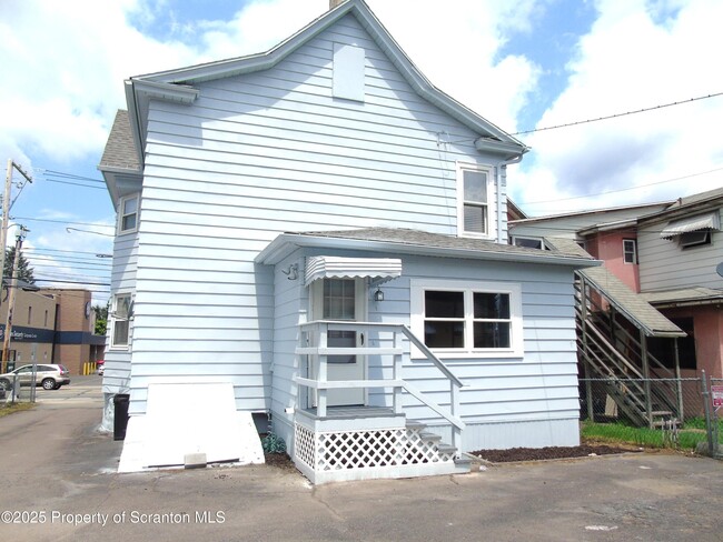 property at 131 North Blakely Street
