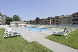 Steeplechase Apartments in Sioux Falls, SD - Building Photo