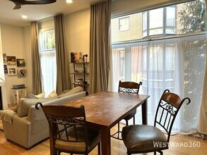 1435 N Cleveland Ave in Chicago, IL - Building Photo - Building Photo