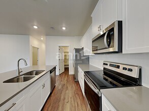 1005 Woodsome Ave in Kuna, ID - Foto de edificio - Building Photo