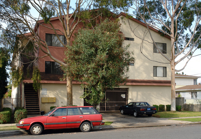 917 S Kenwood Ave in Inglewood, CA - Building Photo - Building Photo