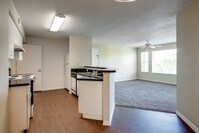 Building Photo - River Reach Apartments in Orlando, Florida