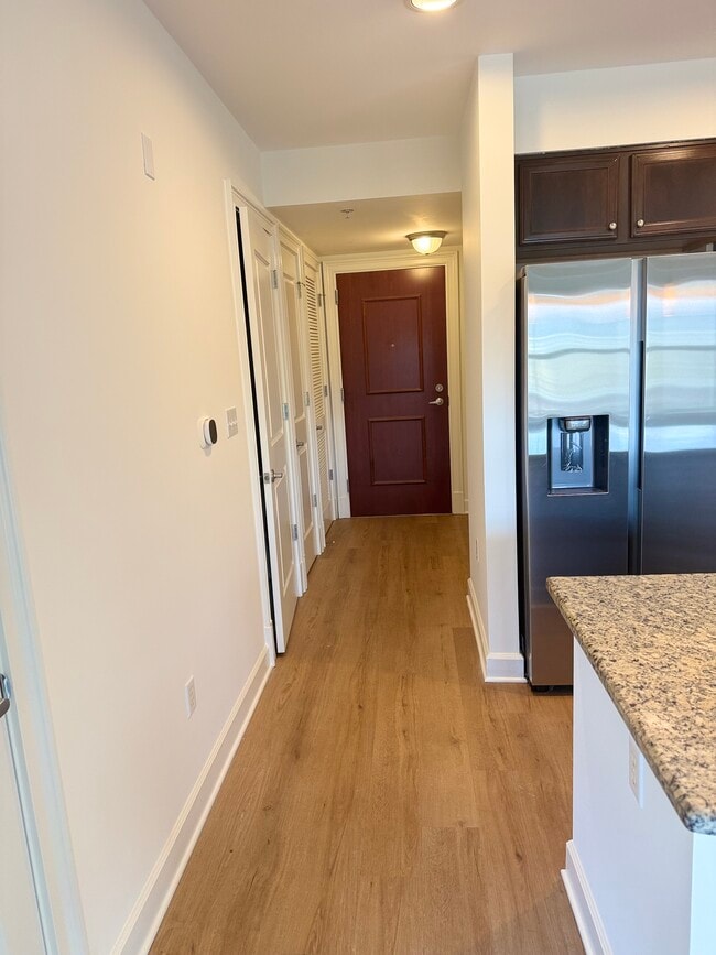 200 River Vista Dr, Unit #603 in Atlanta, GA - Building Photo - Building Photo