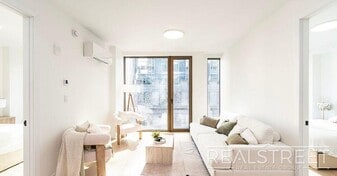 Schermerhorn Street in Brooklyn, NY - Building Photo