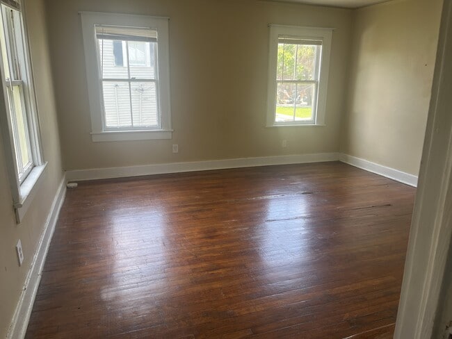 property at 1810 Lincoln St