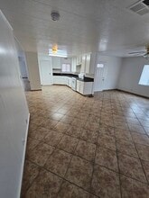 2401 W Olive Ave in Porterville, CA - Building Photo - Building Photo