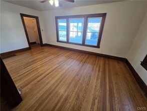 322 Spring St in Syracuse, NY - Building Photo - Building Photo