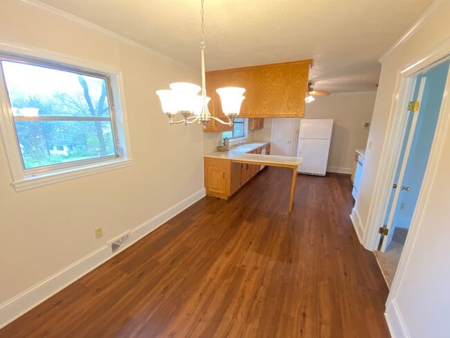 227 Parkwood Dr NW in Concord, NC - Foto de edificio - Building Photo