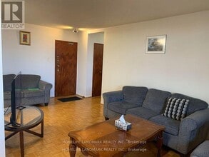 100 Dundalk Dr in Toronto, ON - Building Photo - Building Photo