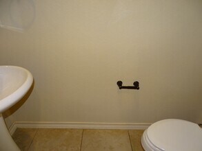 7054 Lakeview Dr. in San Antonio, TX - Building Photo - Building Photo