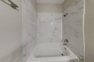 30206 Emerson Creek Dr in Spring, TX - Building Photo - Building Photo