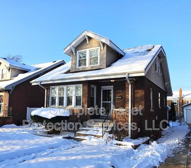 property at 1726 Davis Ave