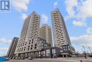 498 Caldari Rd in Vaughan, ON - Building Photo