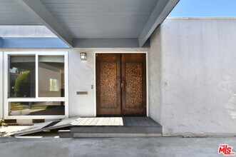 6133 Maryland Dr in Los Angeles, CA - Building Photo - Building Photo