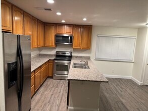 4141 Apostolo Cir, Unit 4 in Sacramento, CA - Building Photo - Building Photo