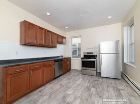 25 Chester St, Unit 4 in Boston, MA - Building Photo