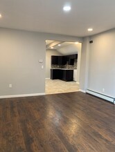 64 E 20th St-Unit -2 in Paterson, NJ - Foto de edificio - Building Photo