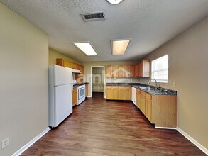 356 Winterset Way in Greenwood, IN - Building Photo - Building Photo