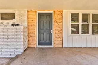 3007 30th St in Lubbock, TX - Building Photo - Building Photo