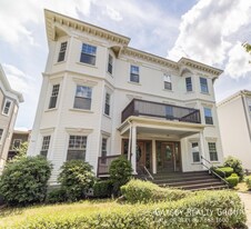 791 Columbia Rd in Boston, MA - Building Photo