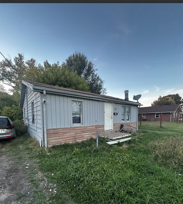 property at 208 Elm St