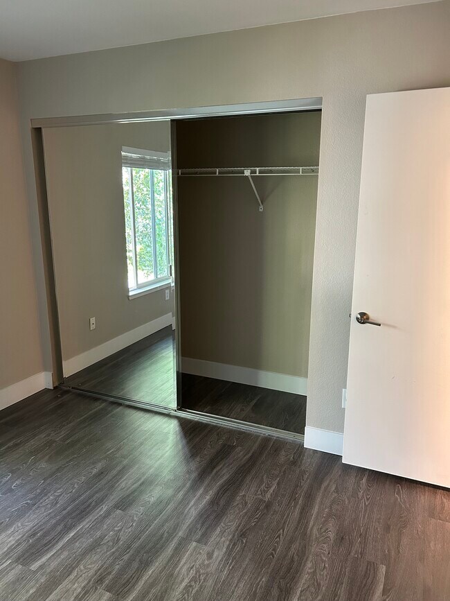 6570 Cotton Wood Cir, Unit #G