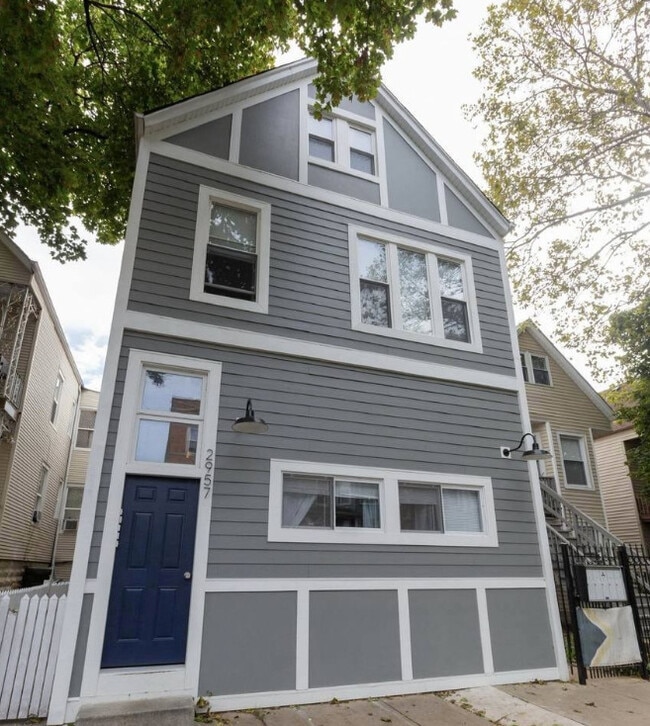 property at 2957 N Avers Ave