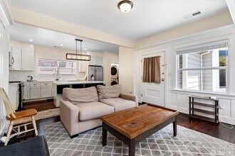 2215 Blake St in Berkeley, CA - Building Photo - Building Photo