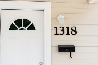1318 March St in Kalamazoo, MI - Building Photo - Building Photo