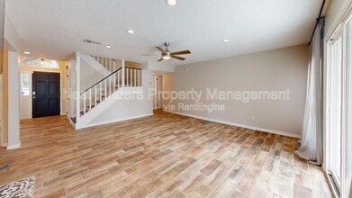 12345 Tracy Ann Rd in Jacksonville, FL - Building Photo - Building Photo