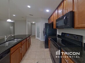 15963 Bainebridge Dr in Jacksonville, FL - Building Photo - Building Photo