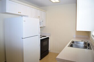 1224 14th St NE in Hickory, NC - Building Photo - Building Photo