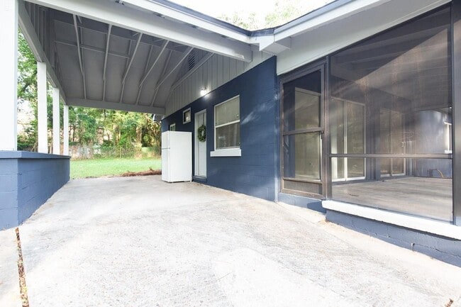 211 Columbia Dr in Tallahassee, FL - Building Photo - Building Photo