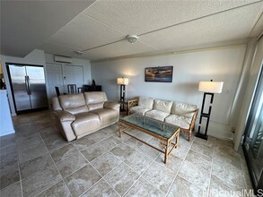 2333 Kapiolani Blvd in Honolulu, HI - Building Photo - Building Photo