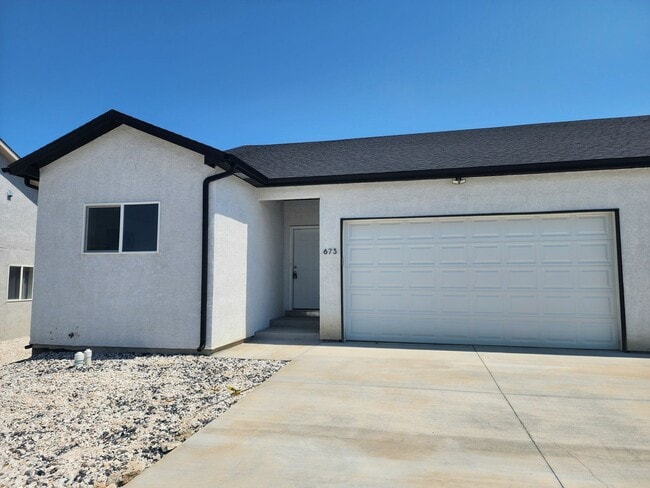 property at 673 E Laporte Dr