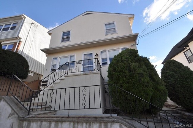 34 Chestnut St in Tuckahoe, NY - Building Photo - Building Photo