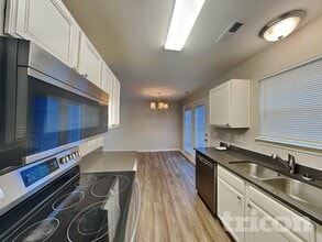 1137 Vistalite Ln in Dallas, NC - Building Photo - Building Photo