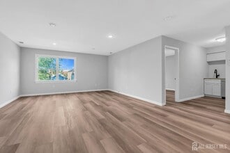 213 Main St in Matawan, NJ - Building Photo - Building Photo