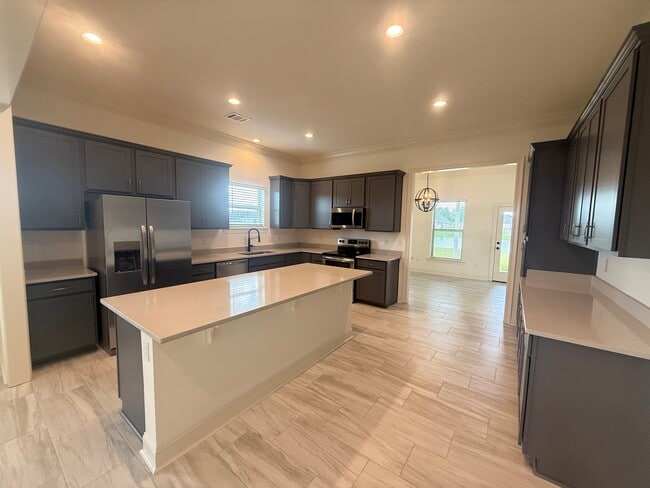 property at 38429 Queen St