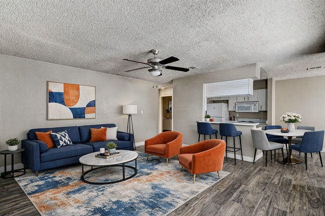 Village of Santo Domingo in Las Vegas, NV - Foto de edificio - Building Photo